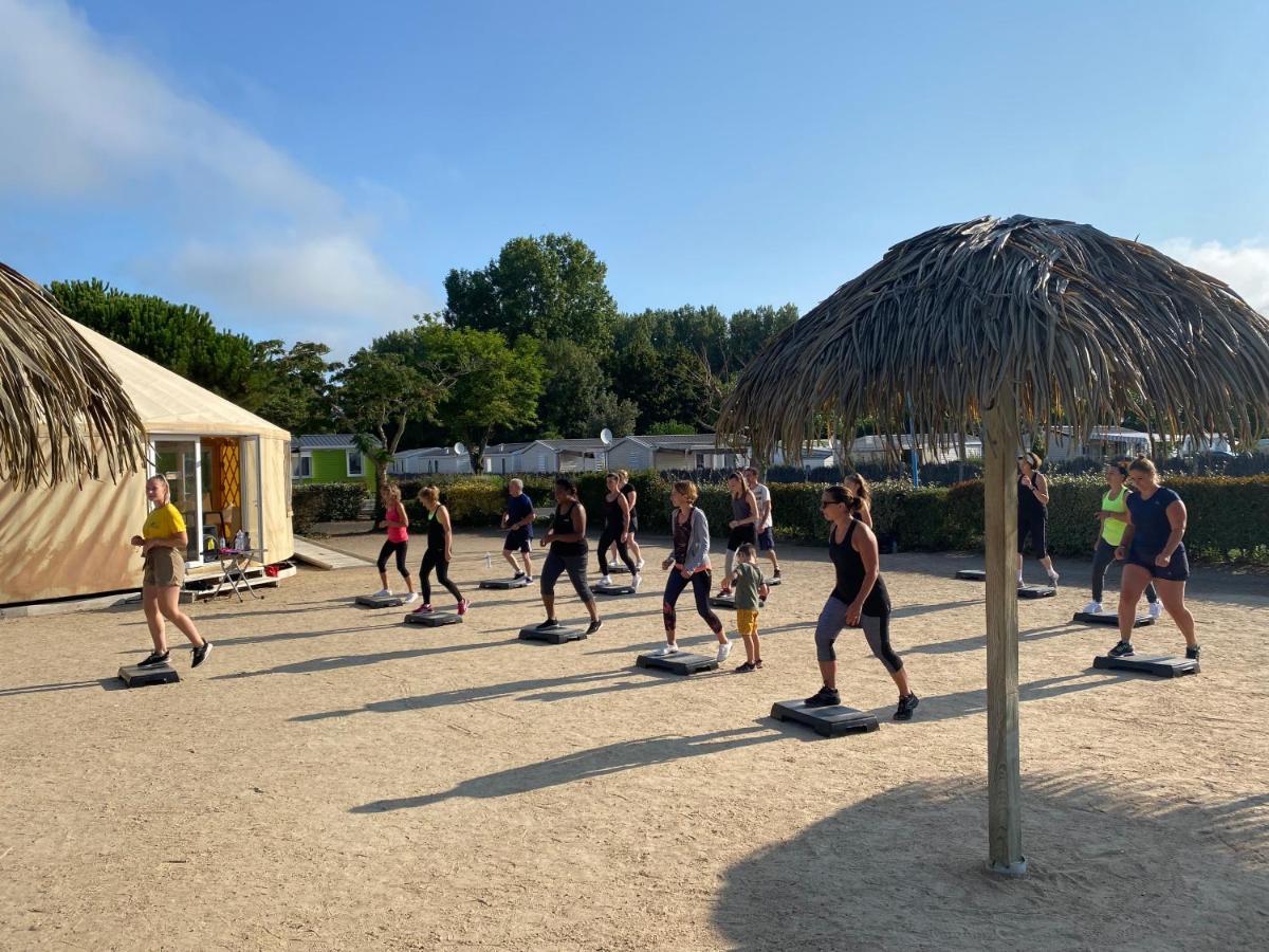 Camping Les Chouans Hotel Saint-Hilaire-de-Riez Bagian luar foto